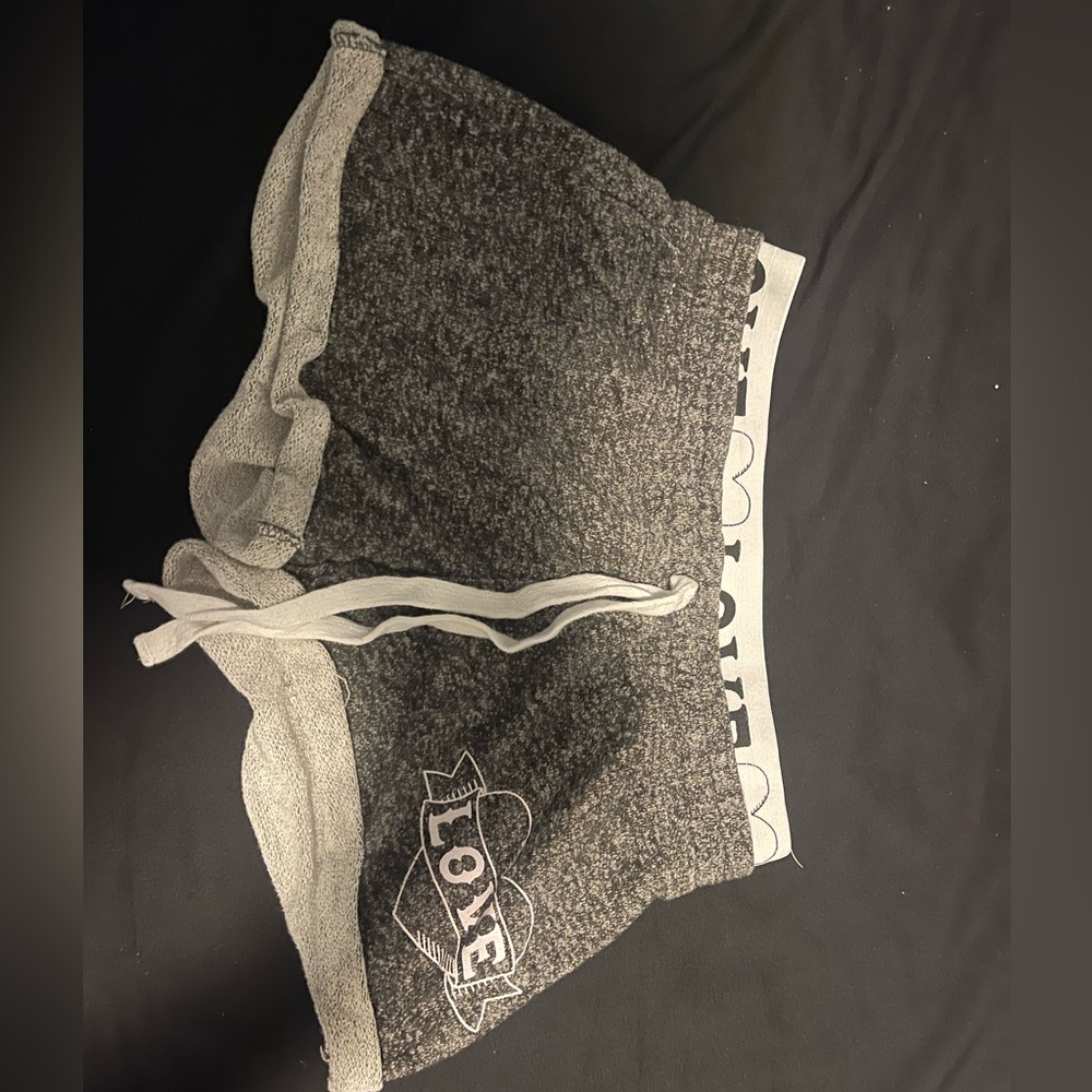 waistband shorts